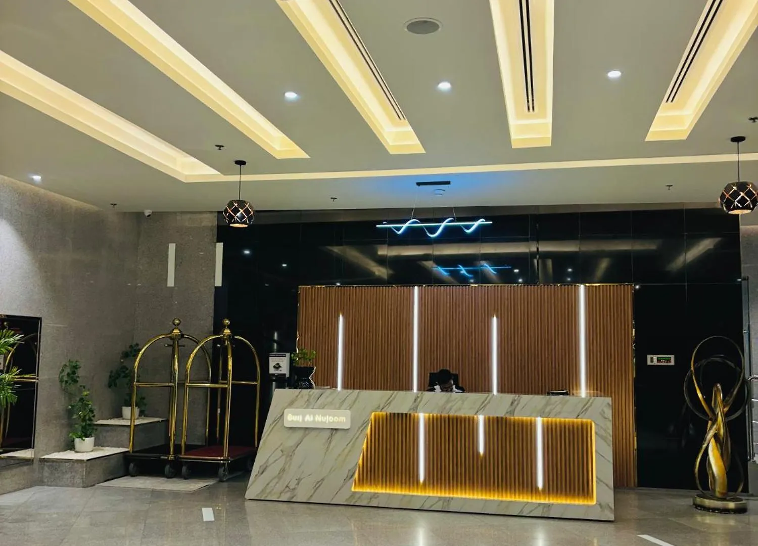 Stunning Studio With Rooftop Pool, Balcony & Gym Dubaj Apartament